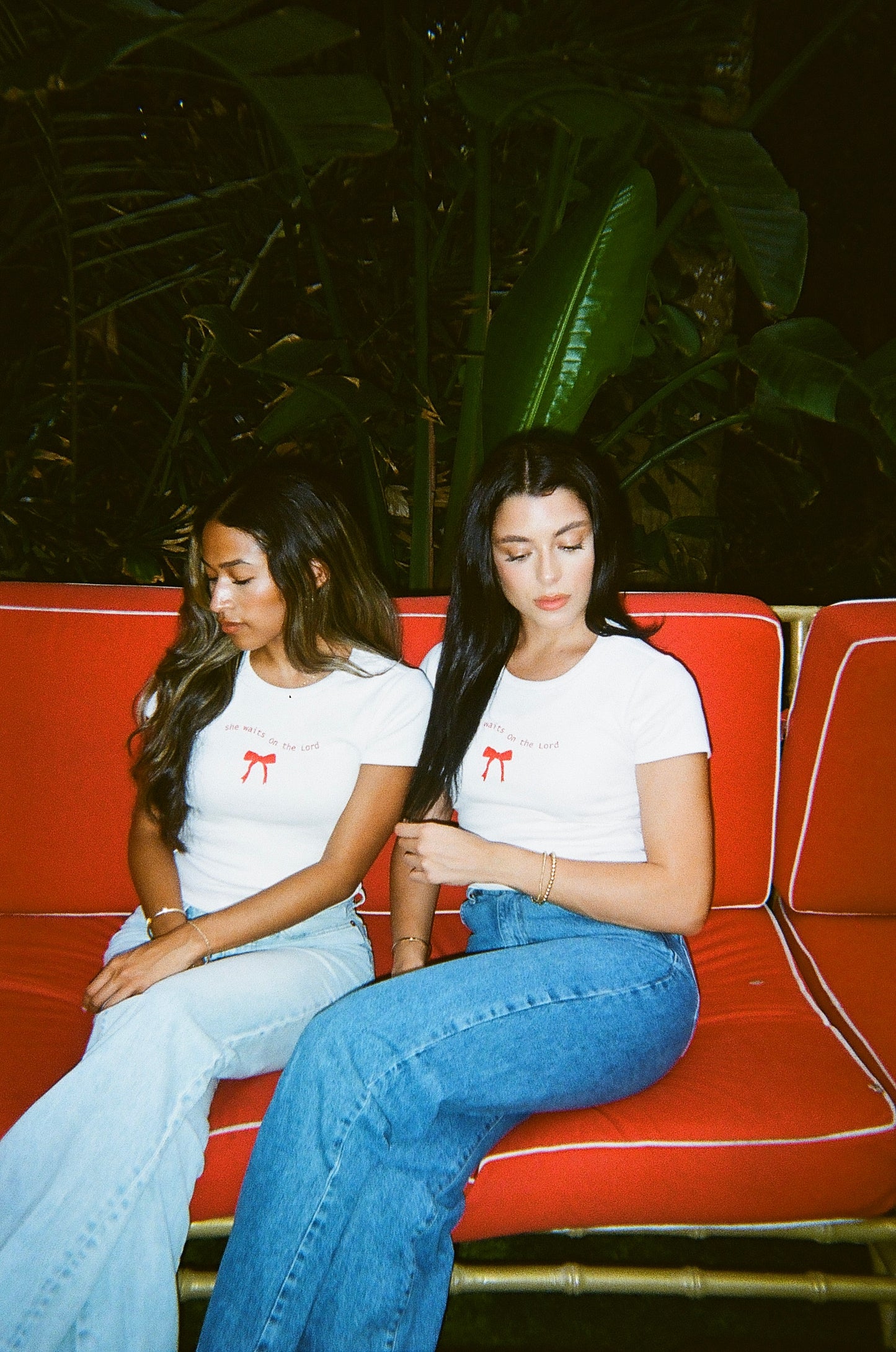 SHE WAITS ON THE LORD | Rib Tee