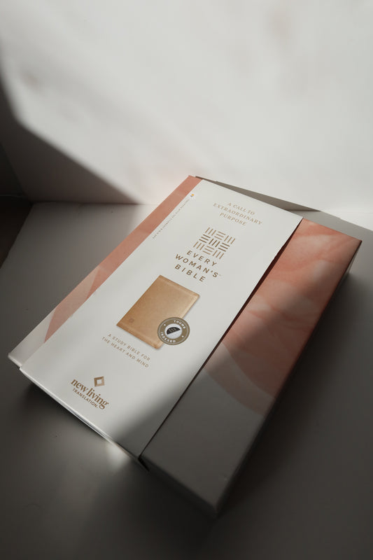 NLT EVERY WOMAN’S BIBLE